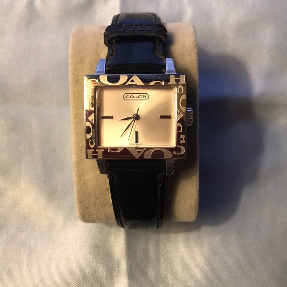 Coach Watch - Picture 7 of 8